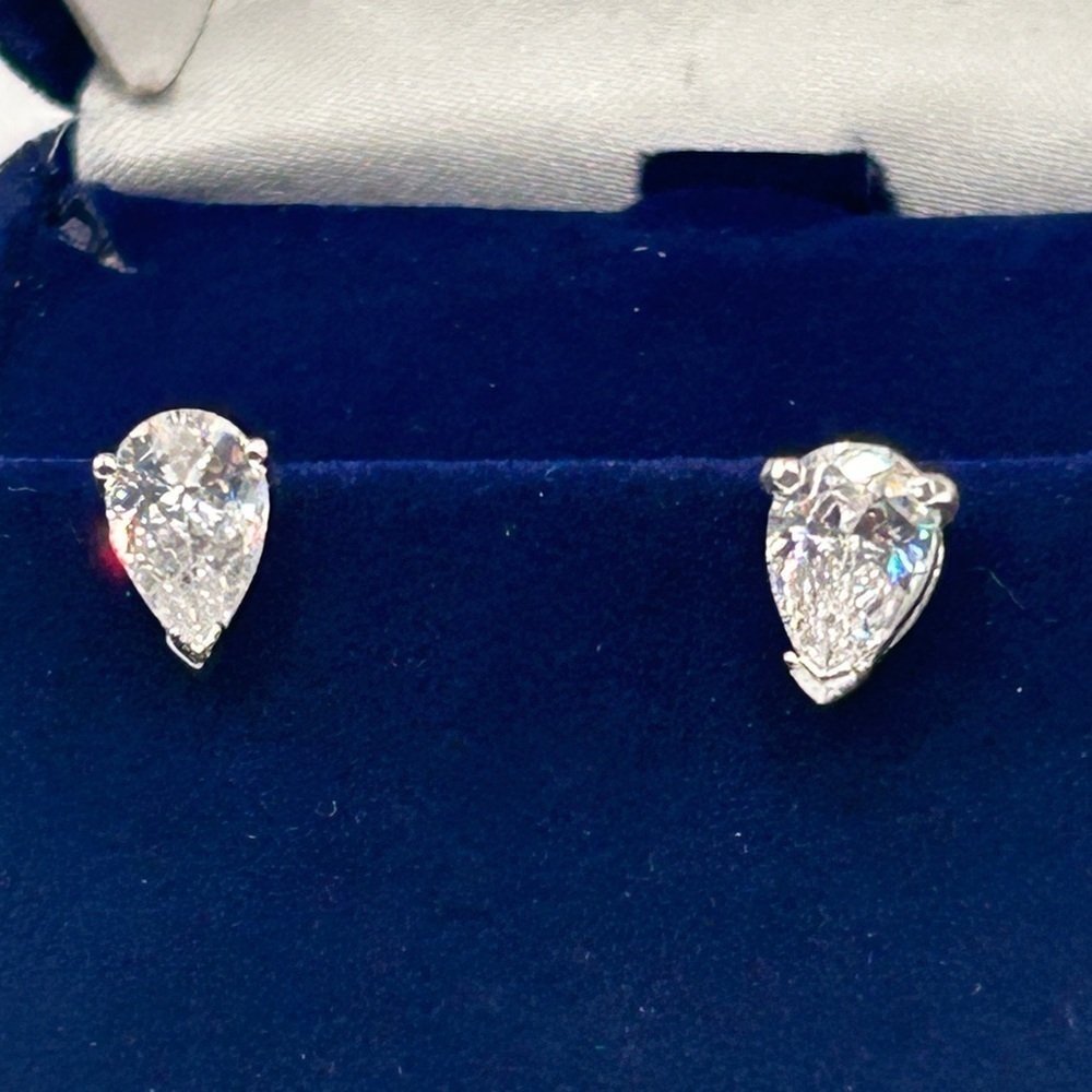 925 Silver Teardrop 2 Ct Crystal Earrings​​​​​​​